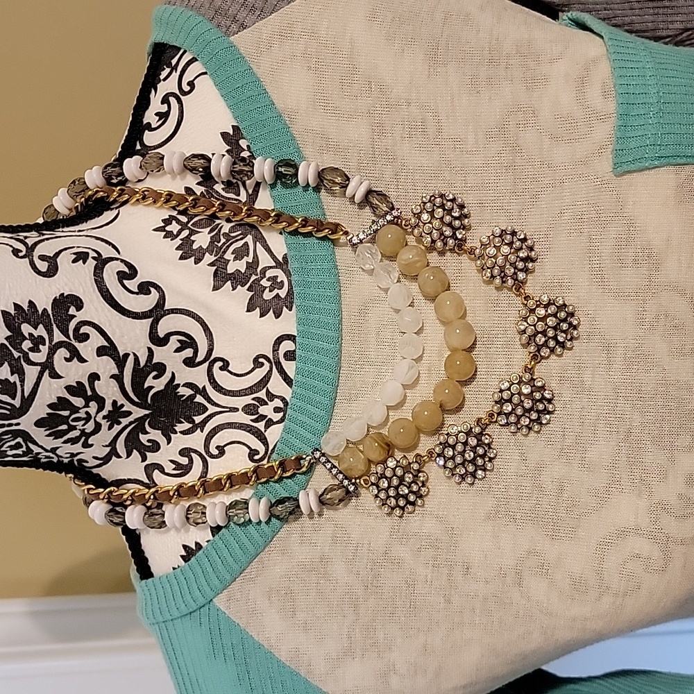 NWOT Plunder Necklace